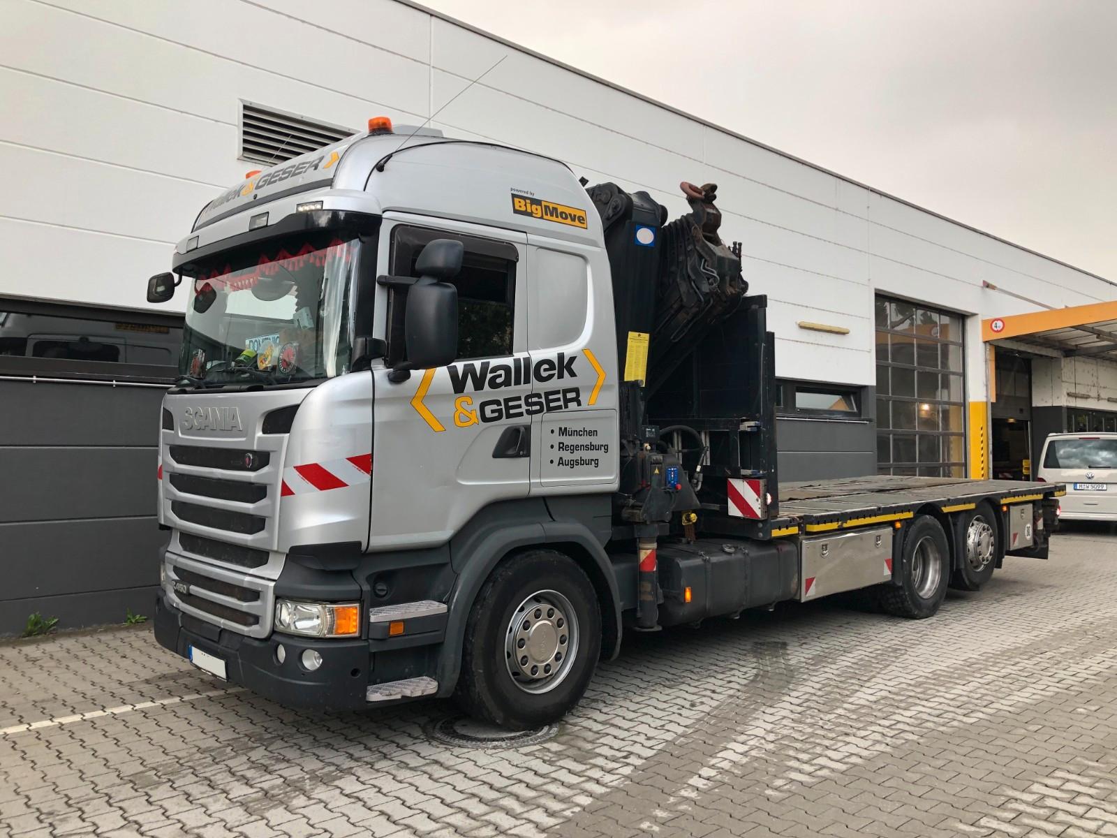 Scania LKW R450 6x2 N331 mit HMF Ladekran