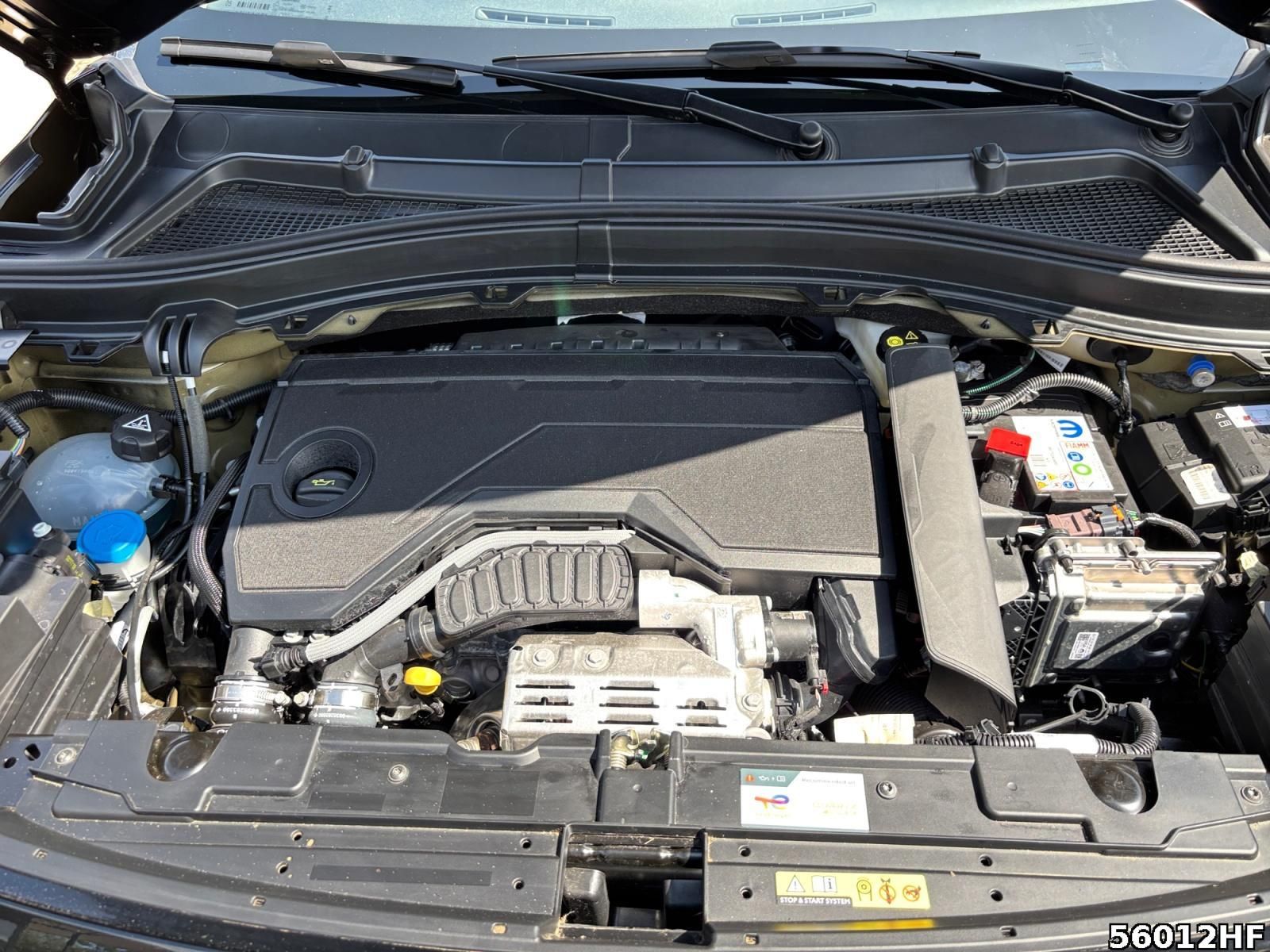 Fahrzeugabbildung Citroën C3 Aircross Plus  Hybrid 145 PS AT