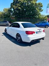 BMW 330d E93 Cabrio - BMW 330 aus 2011: 330d