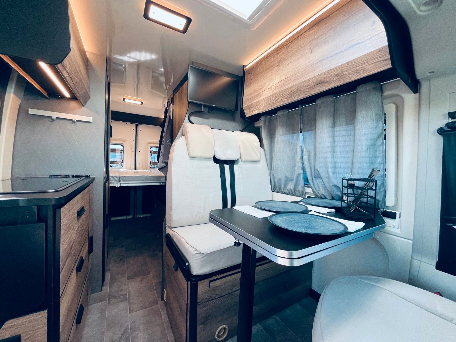 Fahrzeugabbildung XGO X-Van 2 Modell 2026 HERBST DEALS ALL IN