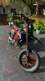 KTM 690 SMC R (Bj.2019) - KTM Motorräder in Dresden
