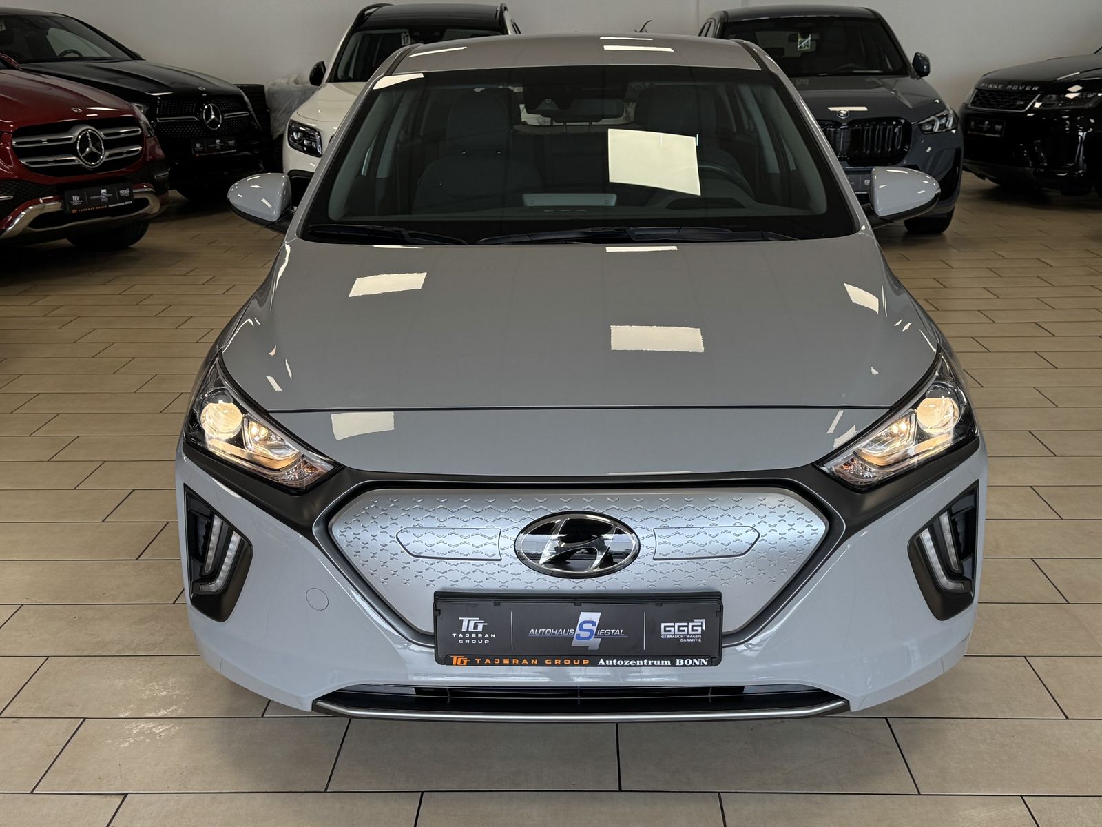 Hyundai Ioniq R-Cam*CarPlay*Wi-Fi*ACC*Spurhalte*SOH95%* imagem 2