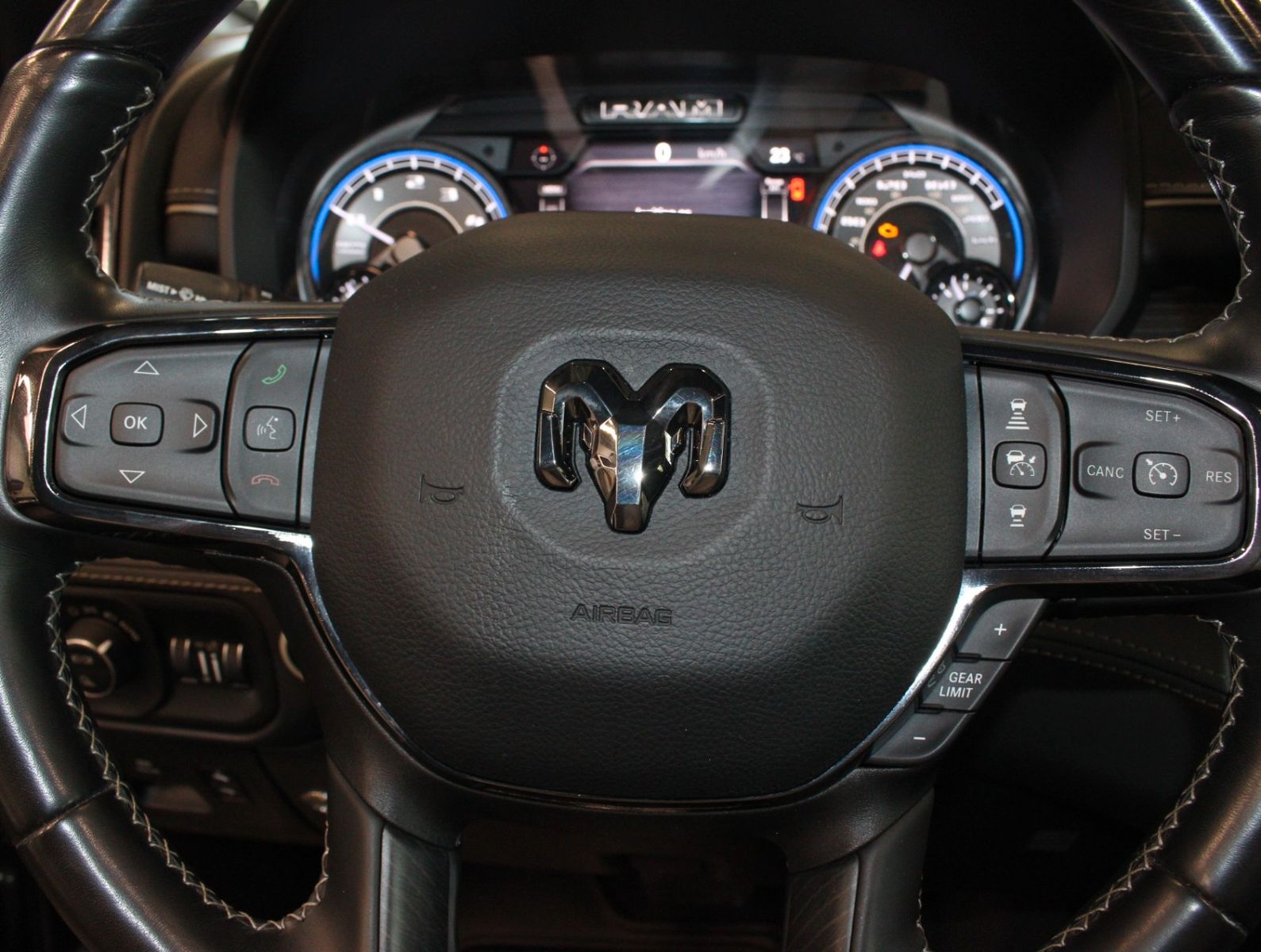 Fahrzeugabbildung Dodge RAM 1500 Limited*LPG Gas*Voll*Kein Import.