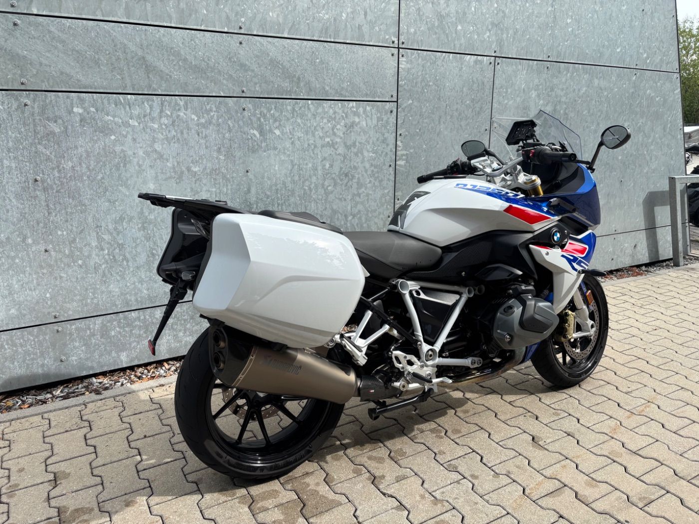 Fahrzeugabbildung BMW R 1250 RS Sport 3 Pakete Akrapovic Seitenkoffer