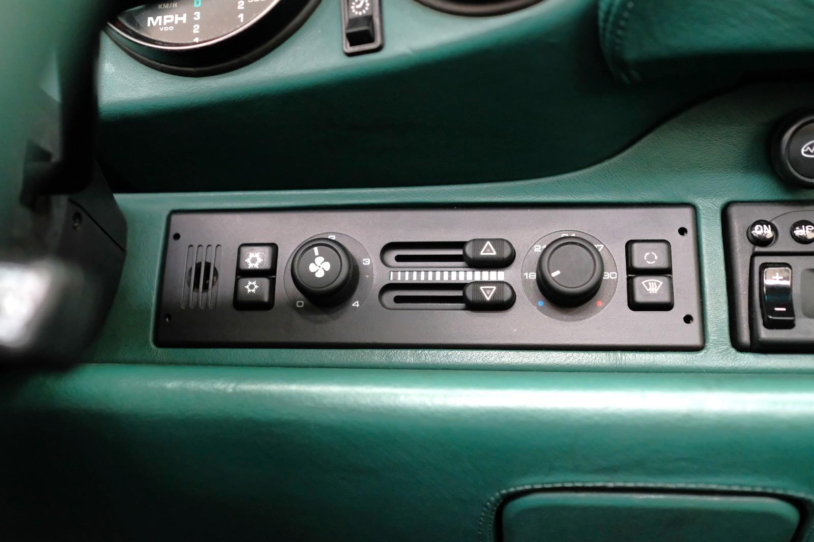 Porsche 993 Carrera/SONDERLACK/HISTORIE/18ZOLL