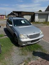 Mercedes-Benz 200 - Mercedes-Benz 200 aus 2005