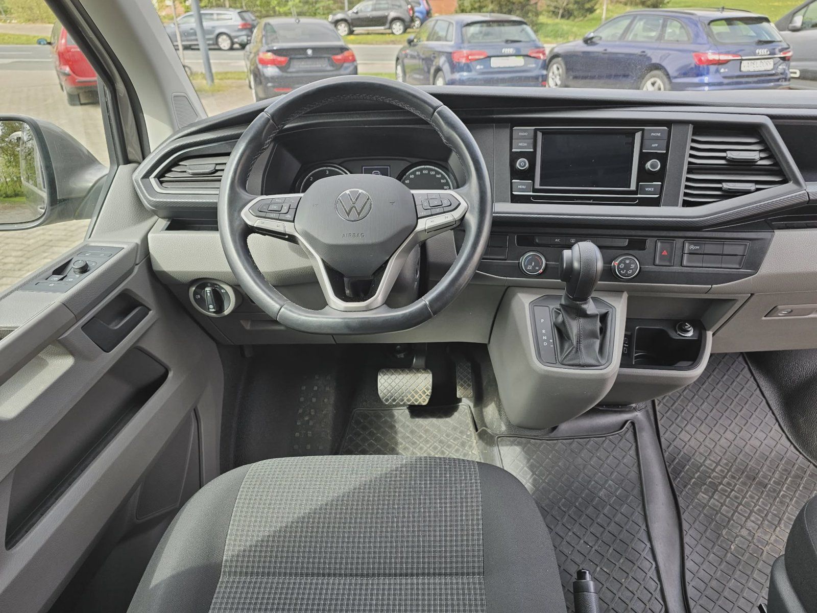 Volkswagen T6.1 2.0 TDI L1H1 Cultmobil Wohnmobil foto 15