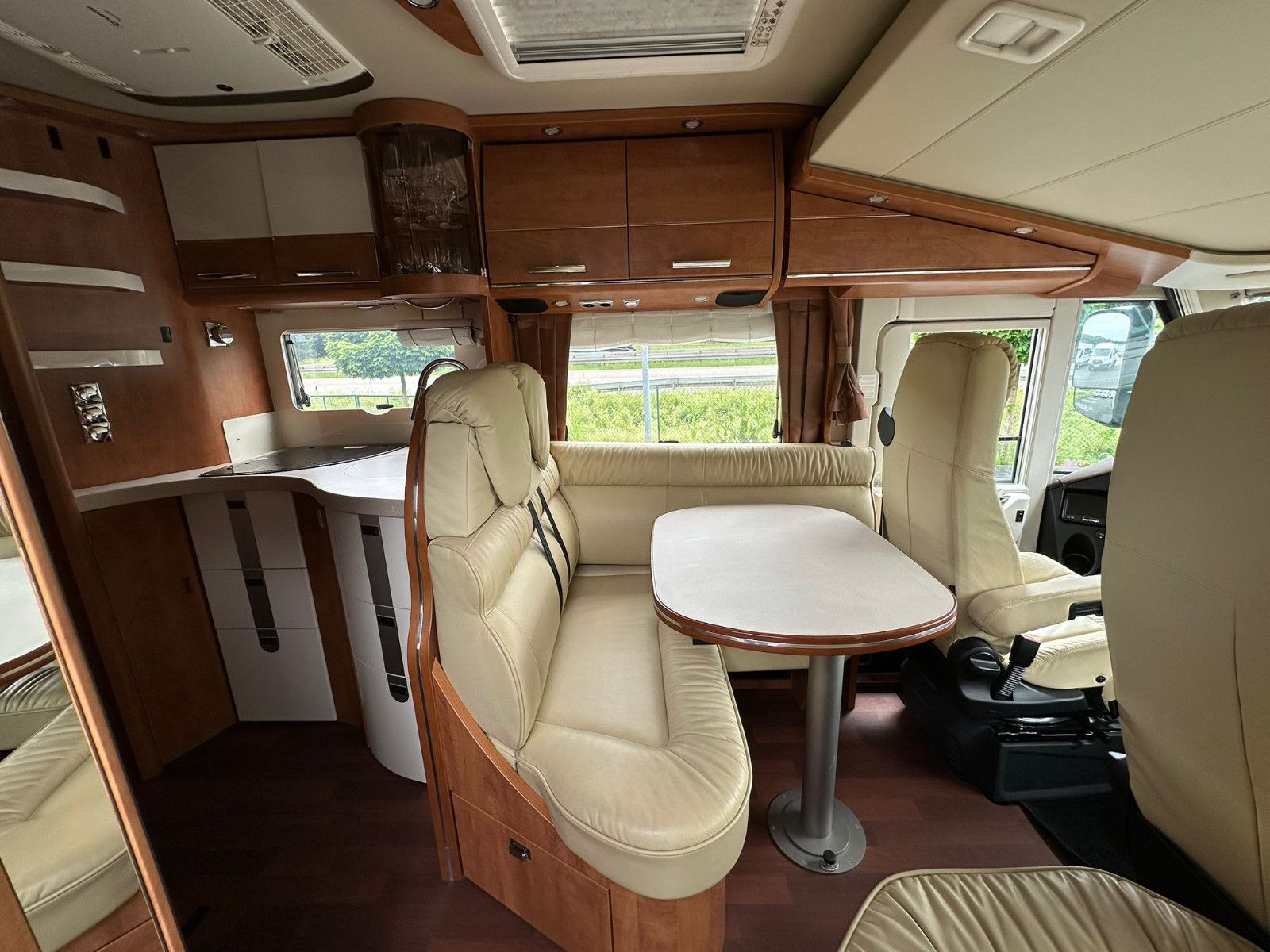 Fahrzeugabbildung Carthago Chic C-Line 4.9 LE L  sehr viele Extras