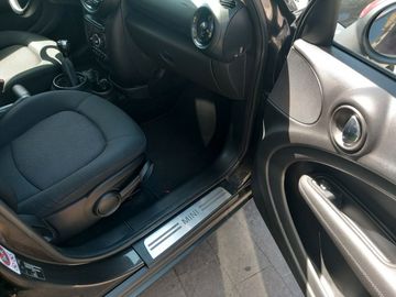 MINI Countryman D (Cooper) - 11