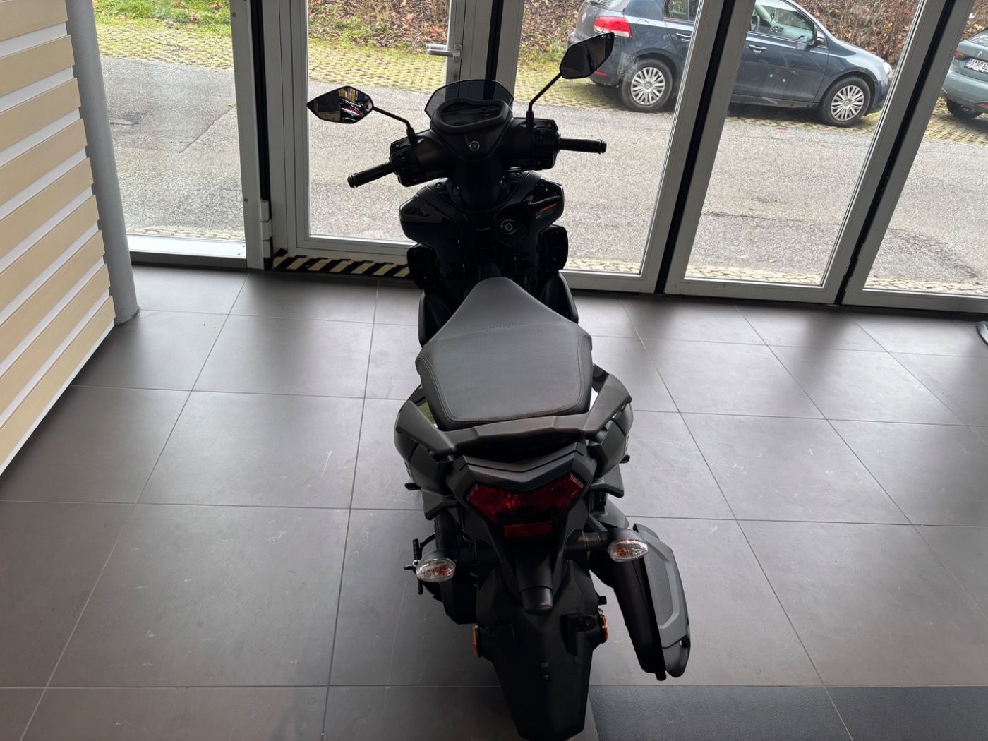 Fahrzeugabbildung Yamaha Rayzr 125 2025