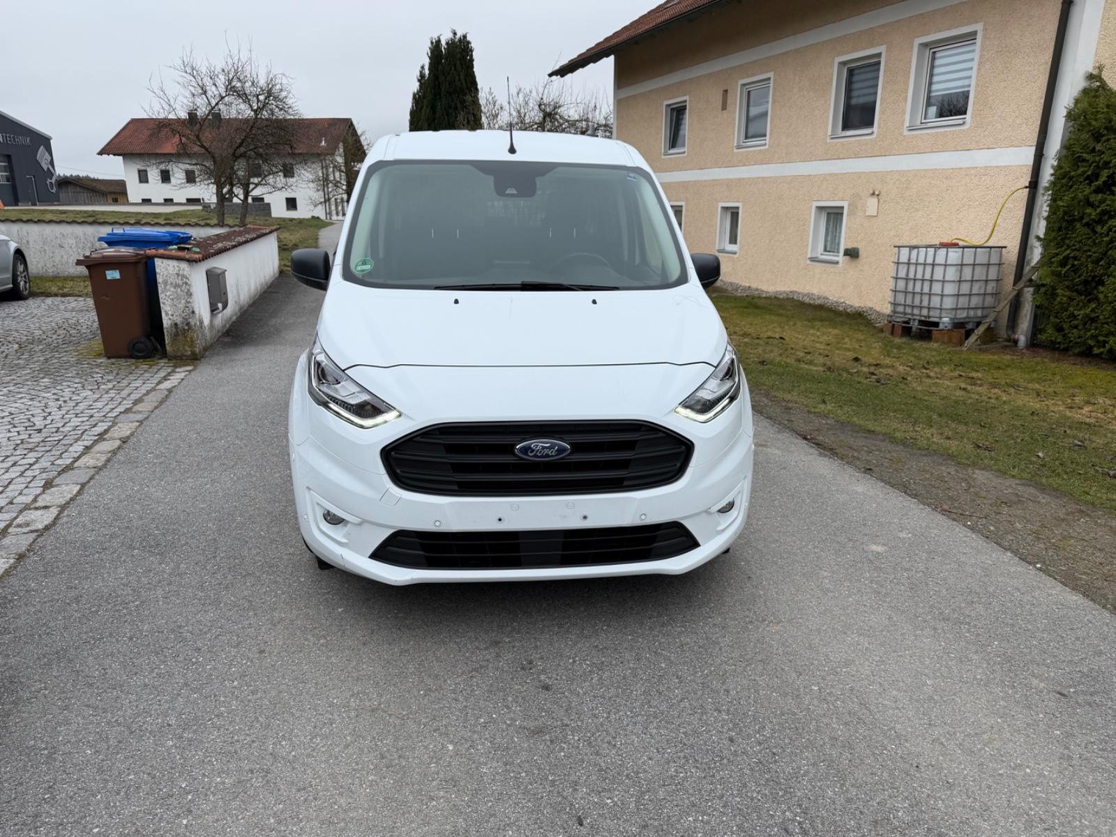 Ford Transit Connect Kombi lang  5 Sitze *NAVI*AHK*RÜ