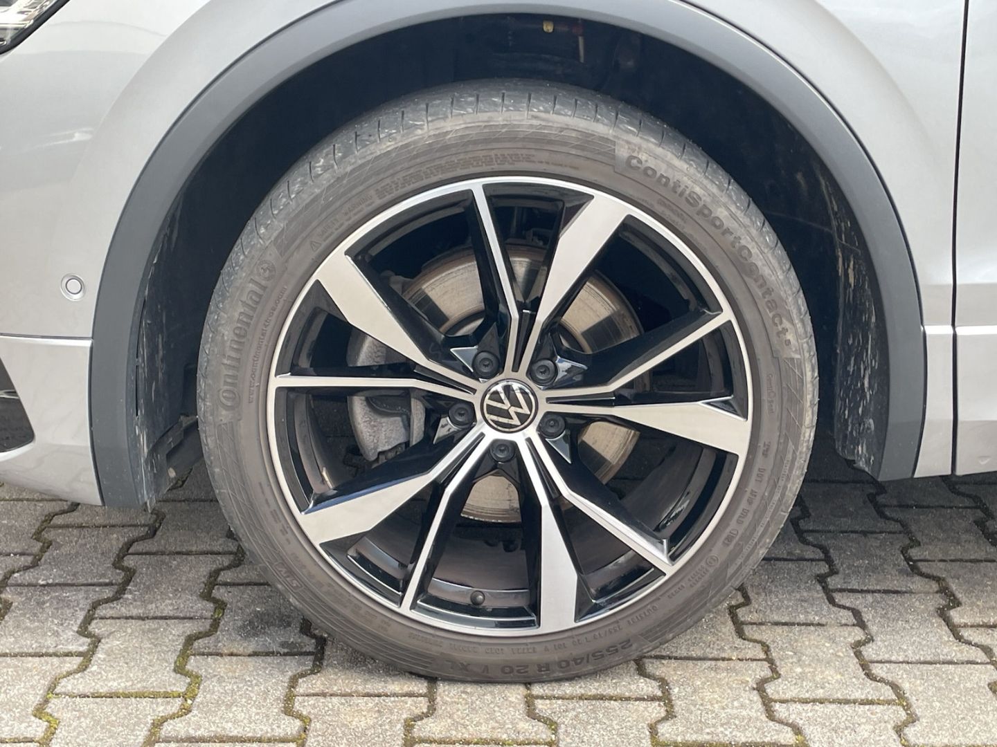 Tiguan Allspace 2.0 TDI R-Line 4Motion AHK/Pano 