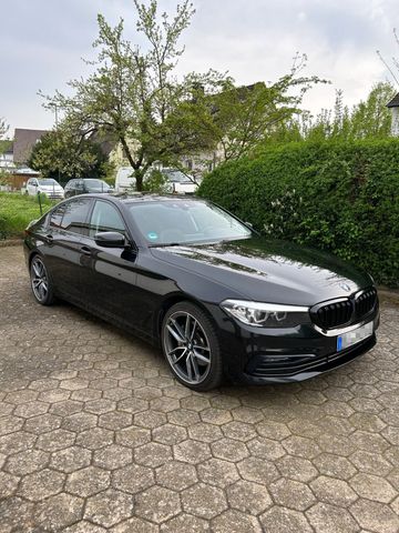 BMW 530e iPerformance *Sport Line *Shz *Li...