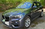 BMW iX1 - graue BMW iX1