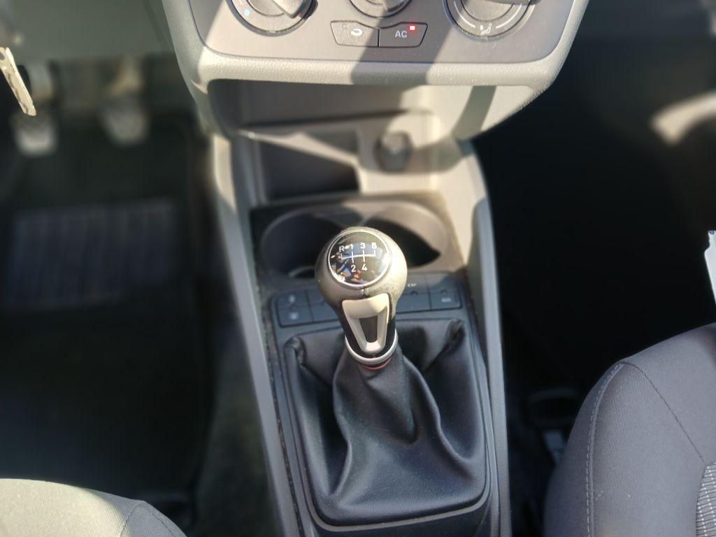 Seat Ibiza 2012 — photo 11