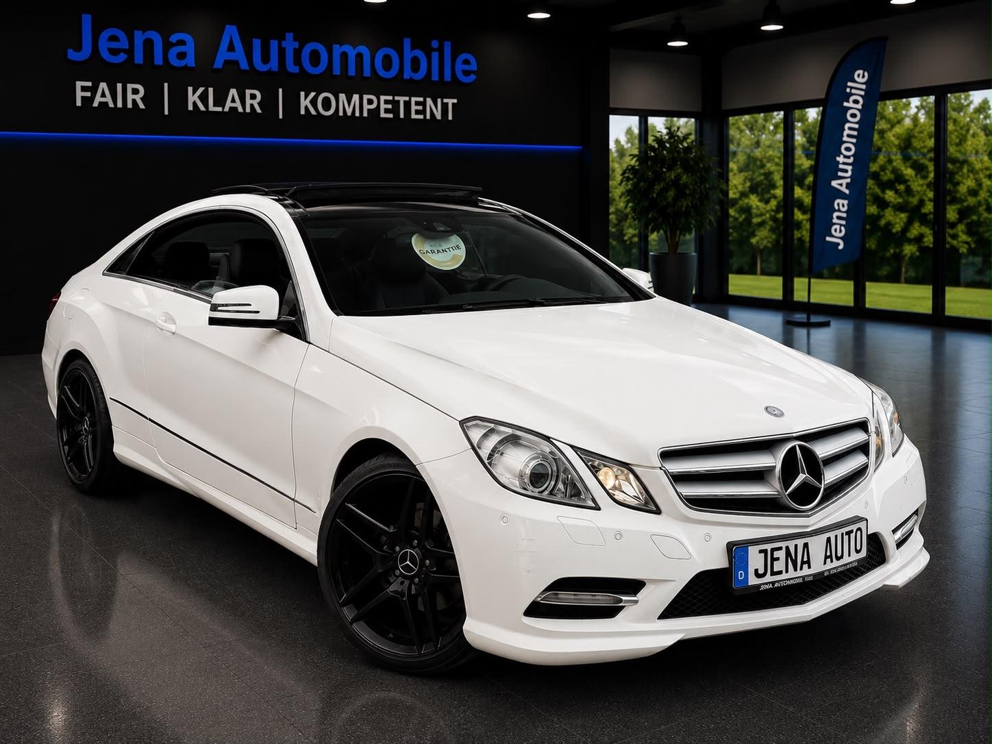 Mercedes-Benz E 200 Coupe AMG Line Panorama Navi