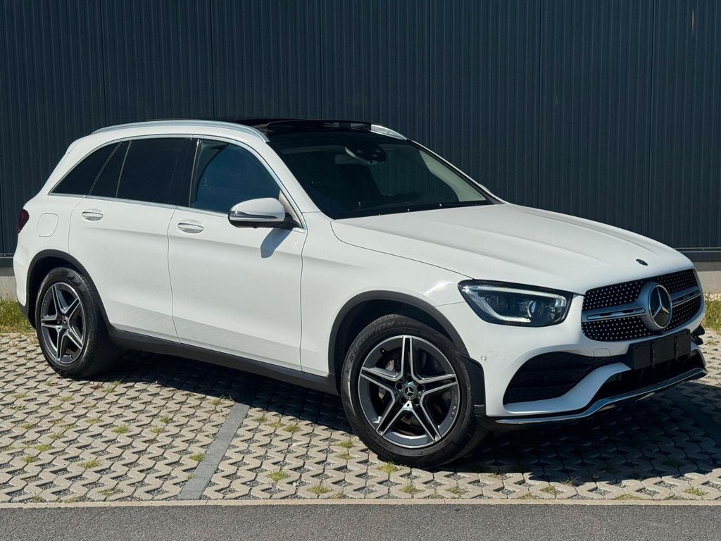 Image of Mercedes-Benz GLC 220