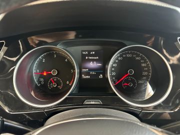 MYAUTOCENTER – Gebraucht- und Jahreswagen mit Werkstattservice in Pfaffenhofen Volkswagen Touran *7.SITZER*ACC*NAV*SZHZ*LED*ALCANTARA*