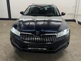Skoda Superb Combi 2.0 TDI DSG Style | AHK | RFK - Skoda Superb in Duisburg