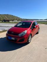 Kia Rio 1.2 Benzin | 120.000KM | 2. Hand |... - Kia Rio in Stuttgart