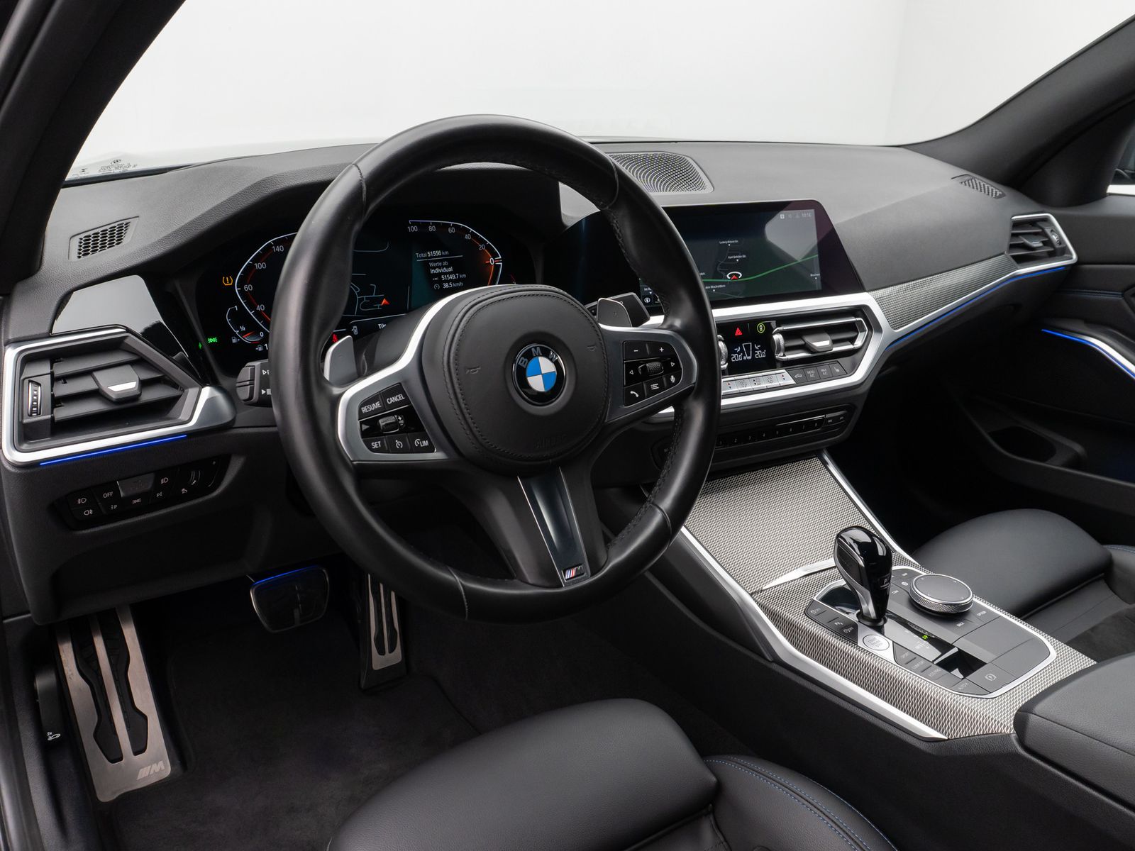 Fahrzeugabbildung BMW 330i xD M Sport Kamera Laser HUD DAB Komfort 19"