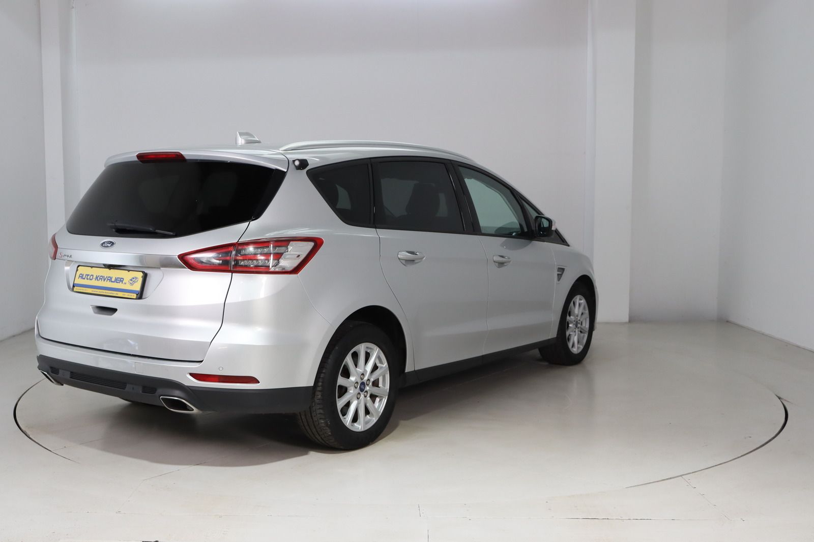 Fahrzeugabbildung Ford S-MAX * Navi * Bi-Xenon * PDC