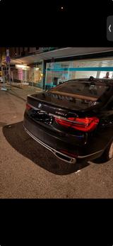 BMW 750LI *individuall B&W *Voll - gebrauchte BMW 750 aus dem Jahr 2015