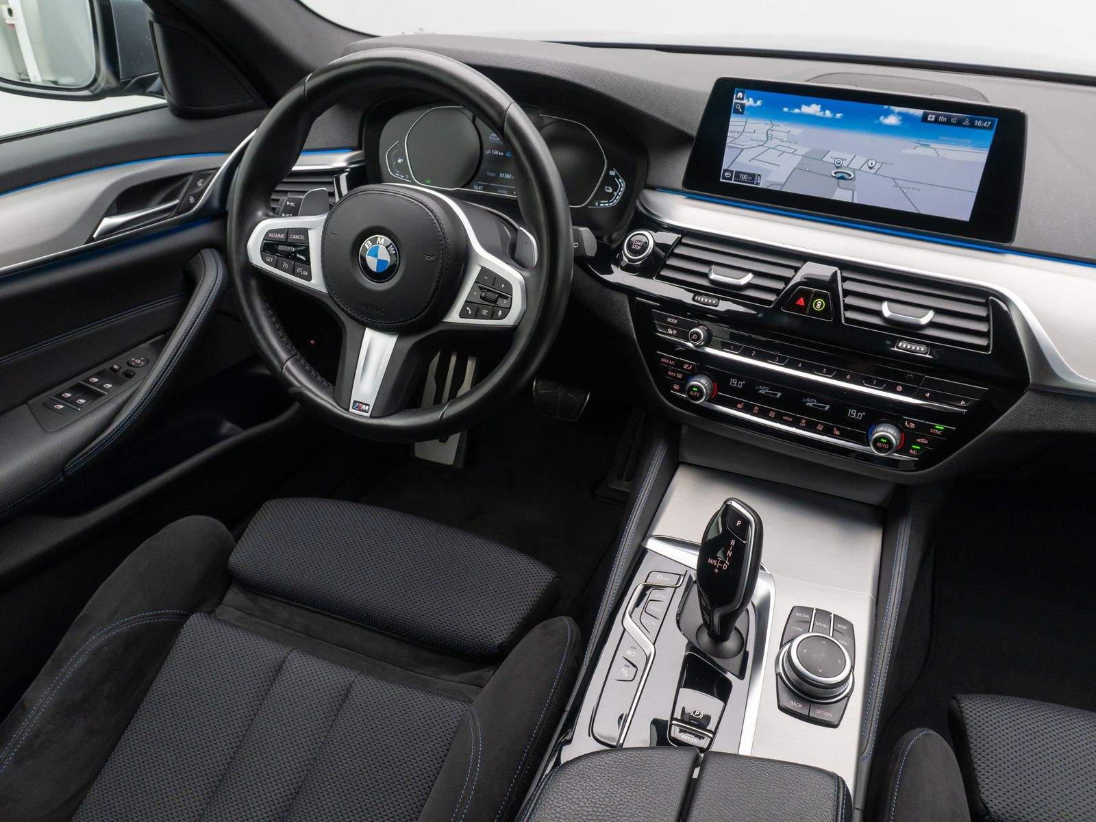Fahrzeugabbildung BMW 530e xD M Sport HiFi DAB CockPit+LED PDC Alarm