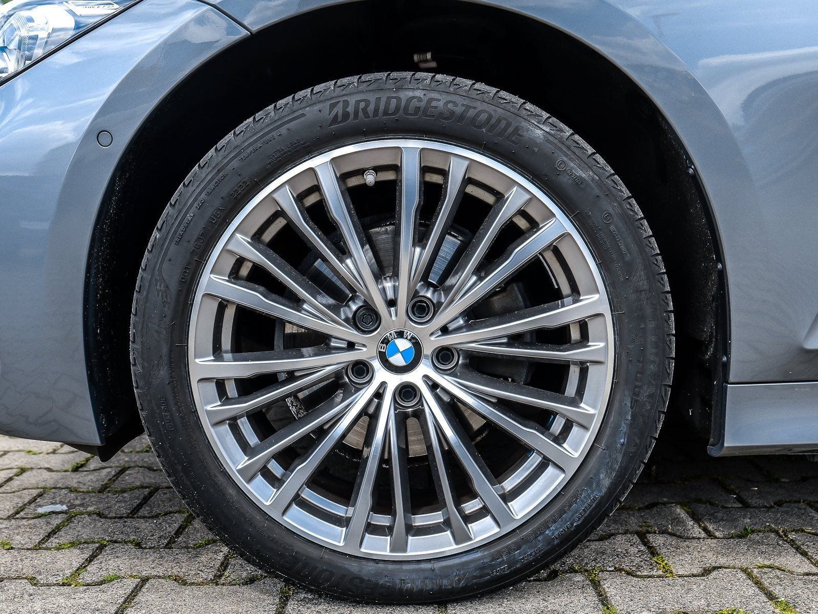BMW 320i Touring AHK Navi Memory RFK DAB foto 4