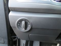 VW T-Roc 2.0 TDI Style DSG LED Nav Business Ahk Rfk VW T-Roc 2.0 TDI Style DSG LED Nav Business Ahk Rfk
