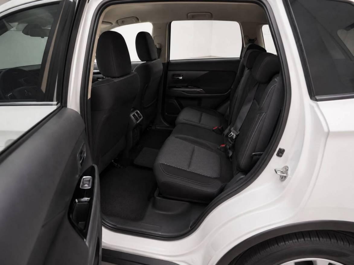 Mitsubishi Plug-In Hybrid Outlander 2.4'Basis'
