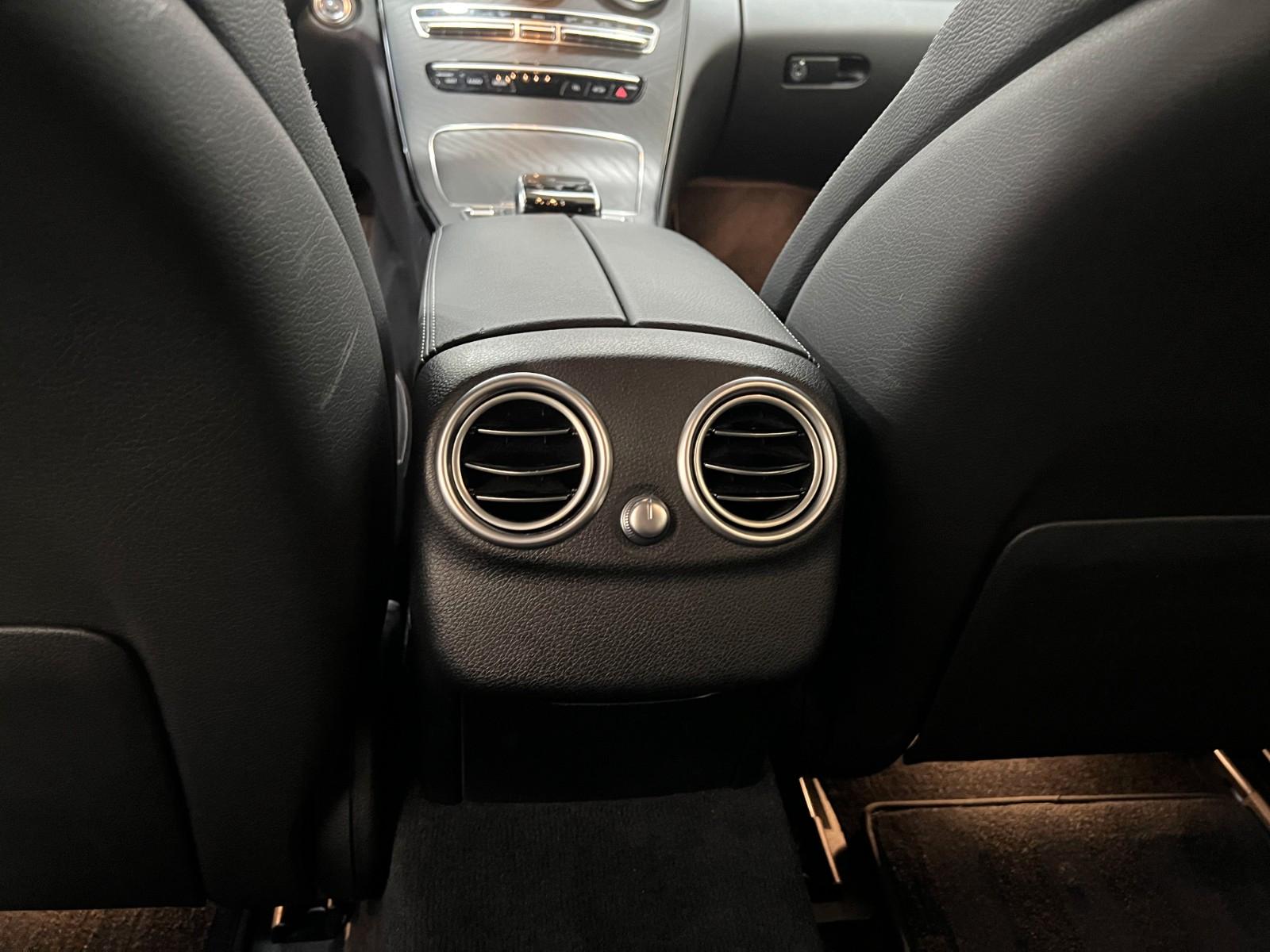 Mercedes-Benz C300 T-Modell AMG Line *LED *Assistent *RFK