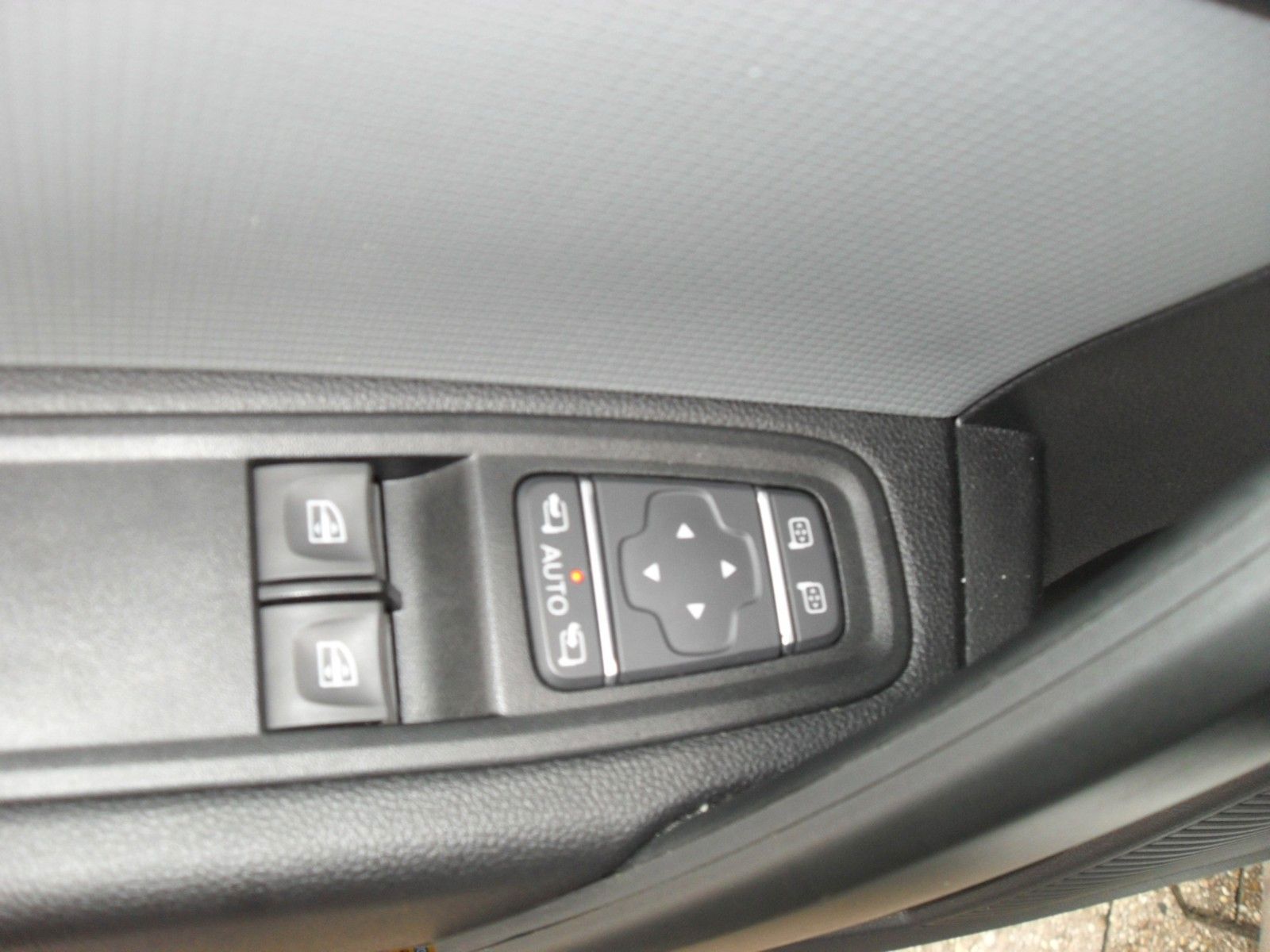 Fahrzeugabbildung Nissan Townstar Kastenwagen L2 2,3t N-Connecta