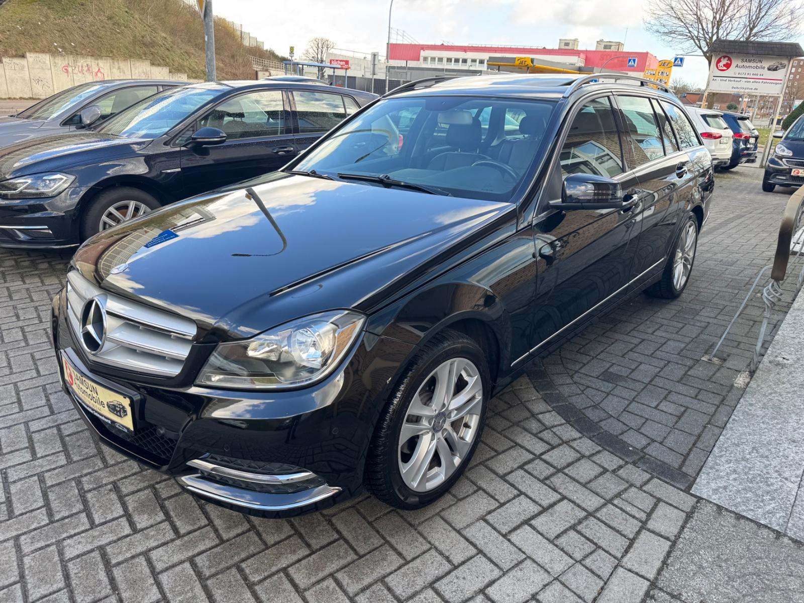 Mercedes-Benz C 180 T CGI AHK Schiebedach