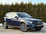Mercedes-Benz GLC 350e 4Matic *LED*NAVI*CAMERA*AHK*LEDER* - blaue Mercedes-Benz GLC 350