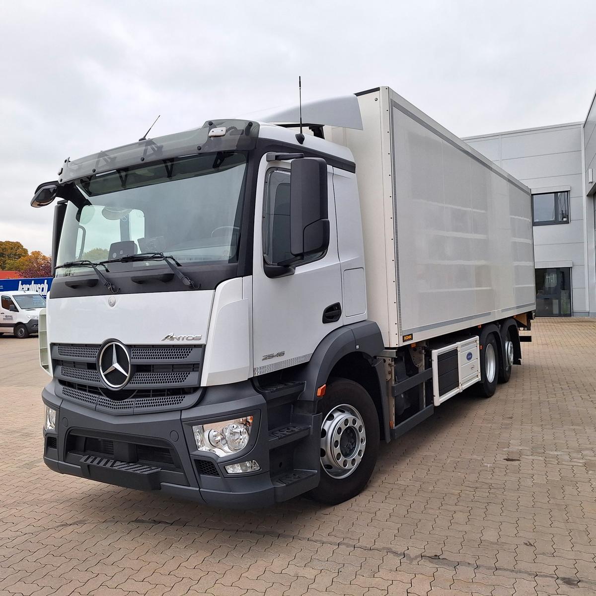Mercedes-Benz Actros 2546L