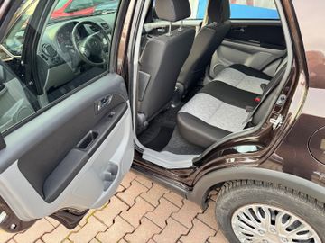 Bild 13 Suzuki SX4 Club