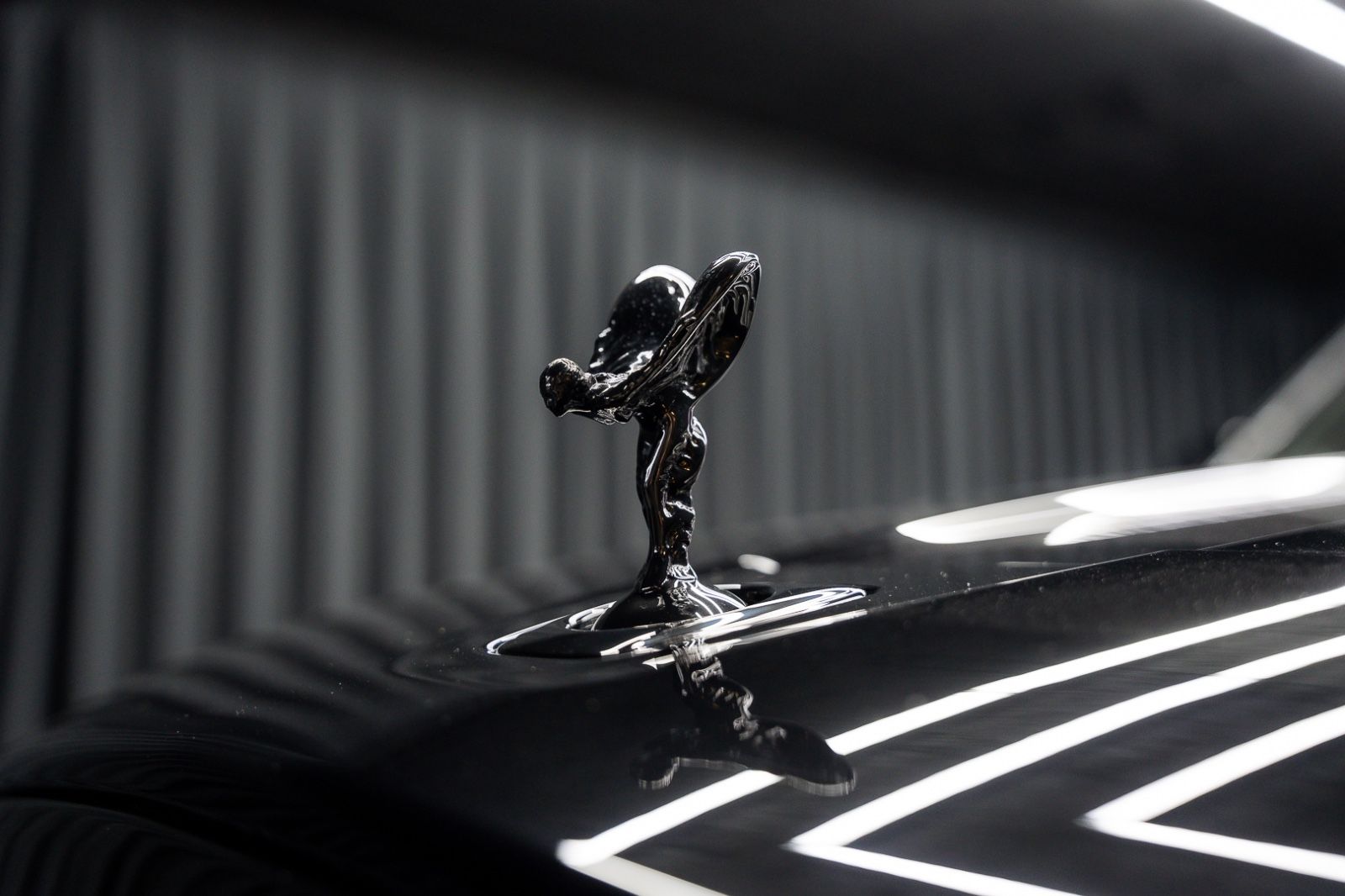 Fahrzeugabbildung Rolls-Royce Cullinan Black Badge 4Seats Starlight 2025 FULL