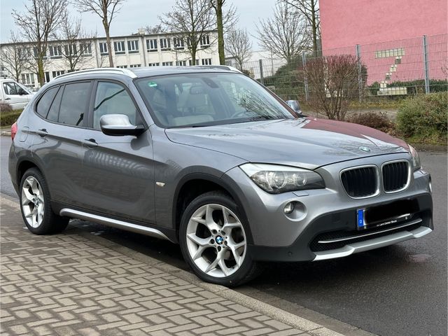 BMW X1 20 d xDrive Automatik Sport-M-Paket Panorama