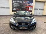 Hyundai Genesis Coupe Basis 1 Hand HU 9.26 - Hyundai Genesis: Sportwagen