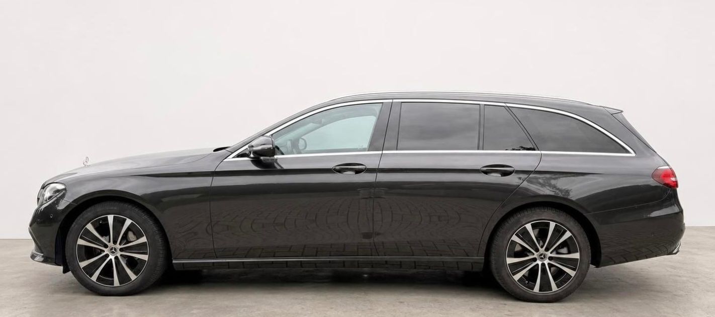 Mercedes-Benz E 300 de PANO/BURMESTER/MEMORY/STANDHEIZ./KAMERA imagem 2