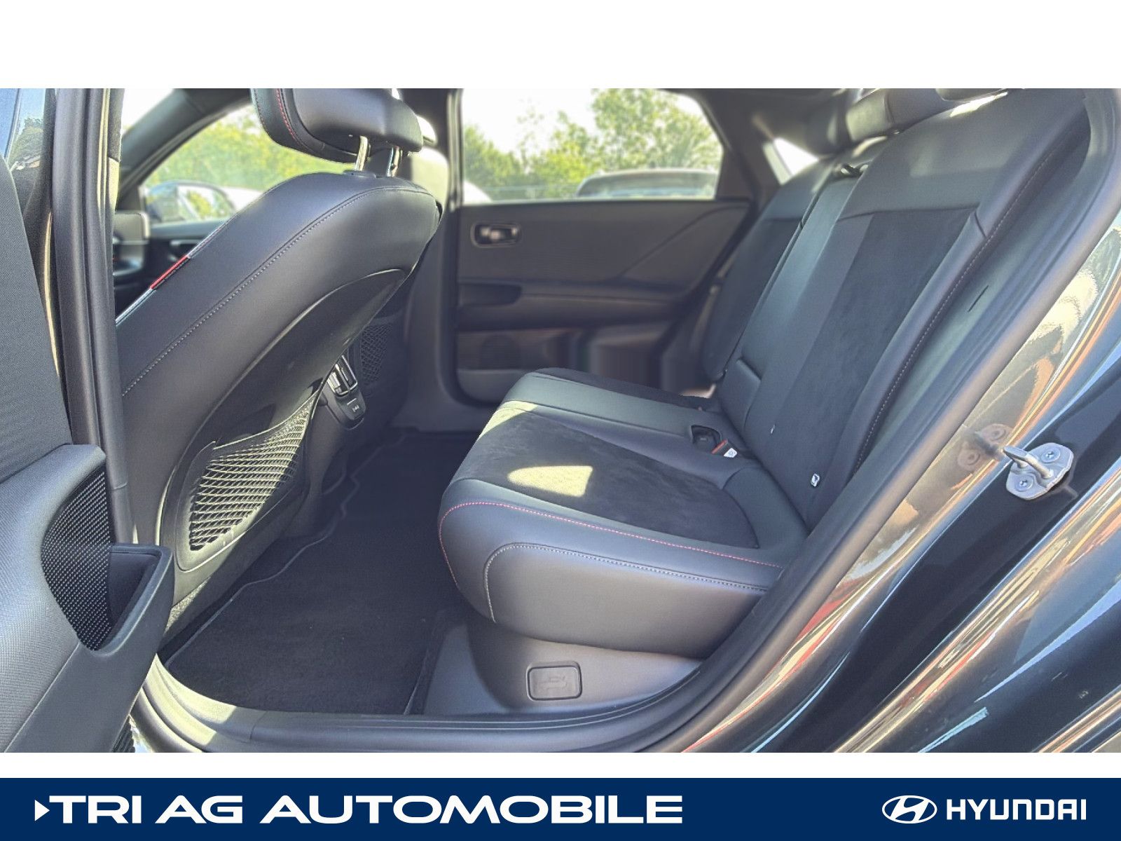 Hyundai IONIQ 6 – Bild 11