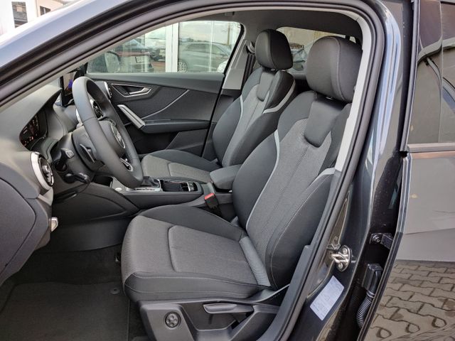 Q2 advanced 35 TFSI S tronic AHK/MatrixLED