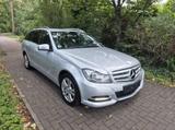 Mercedes-Benz C 220 CDI T AVANTGARDE XENON LEDER  - Mercedes-Benz C 220 aus 2012 mit Diesel-Antrieb: Kombi