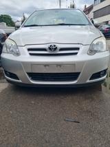 Toyota Corolla 1.6 Sol Automatik Sol - Toyota Corolla mit Benzin-Antrieb: Limousine, Automatik, 1.6