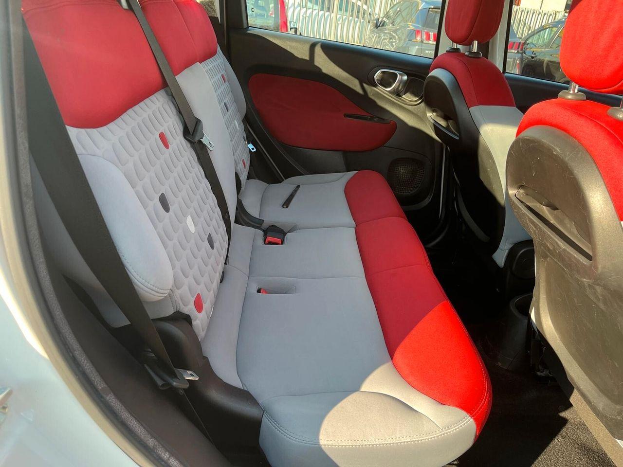 Fiat 500L 2013 — photo 11