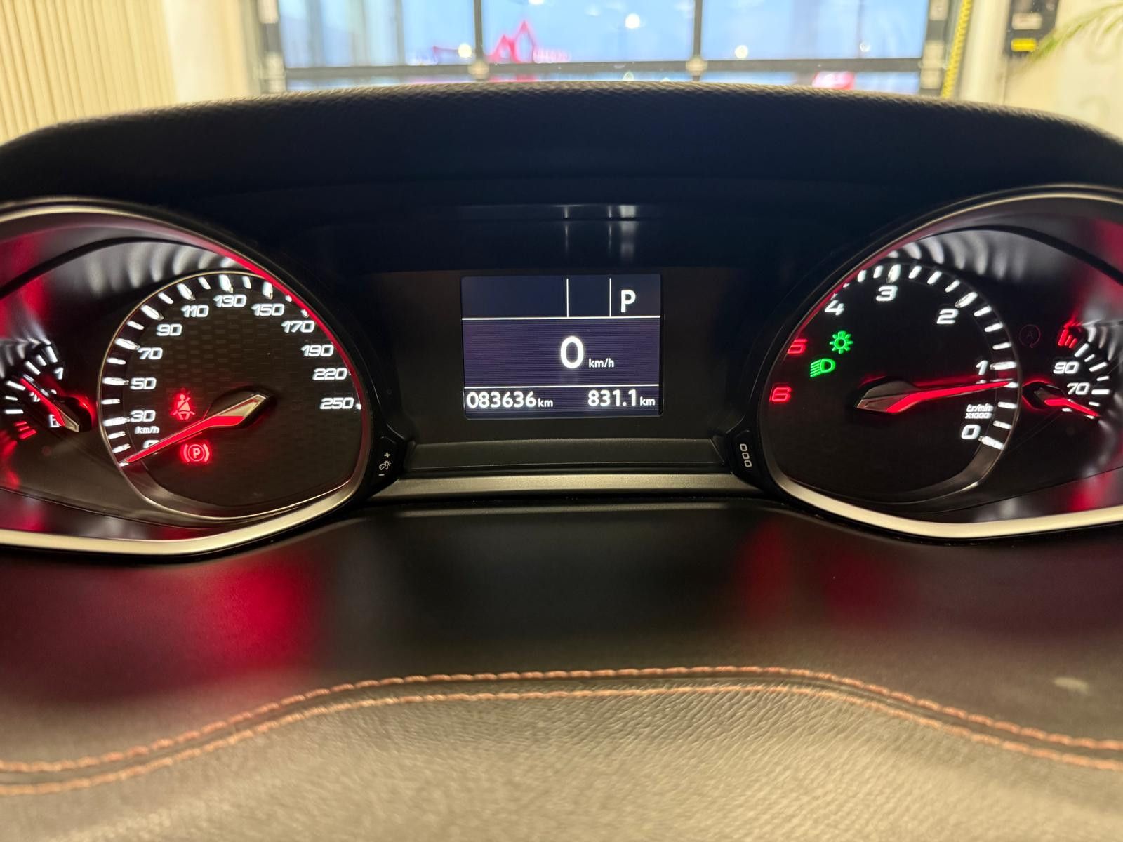 Fahrzeugabbildung Peugeot 308 GT /AHK /NAVI/KAMERA/LEDER/SCHECKHEFT