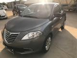 Lancia LANCIA Ypsilon 1.2 69 CV 5 porte S&S Gold - graue Lancia Ypsilon