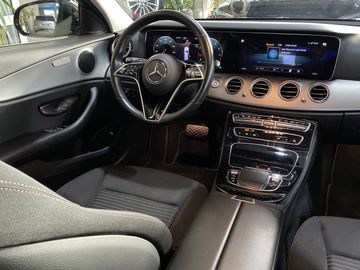 Mercedes E 300 - 10