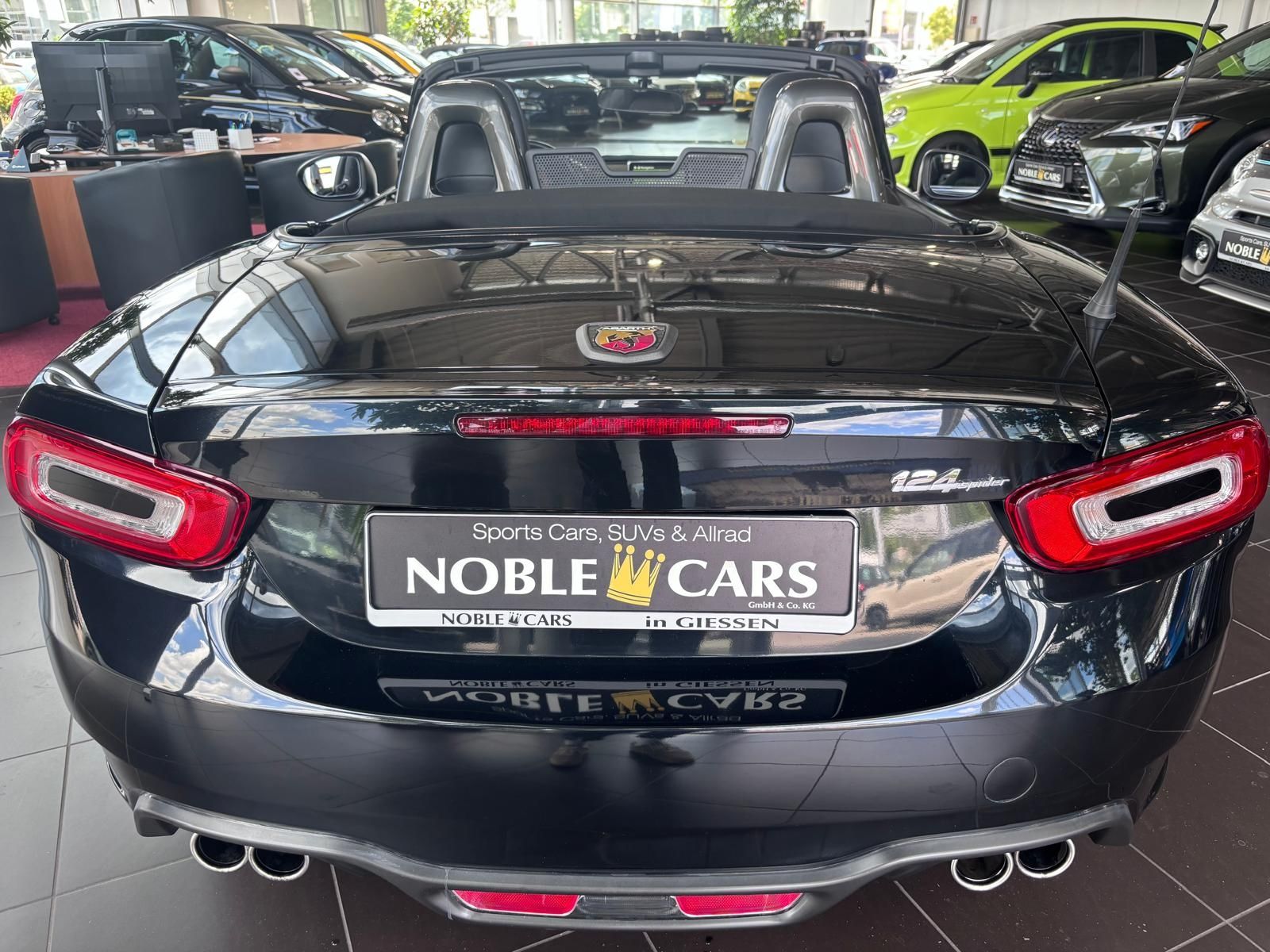 Fahrzeugabbildung Abarth 124 Spider  Navi KLIMA LEDER ALU Sitzheizung